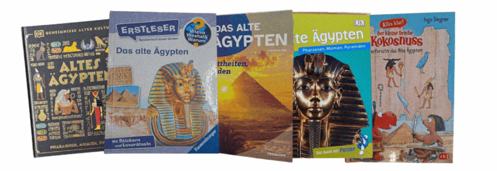 5 Ägypten Kinderbücher liegen nebeneinander aufgereit